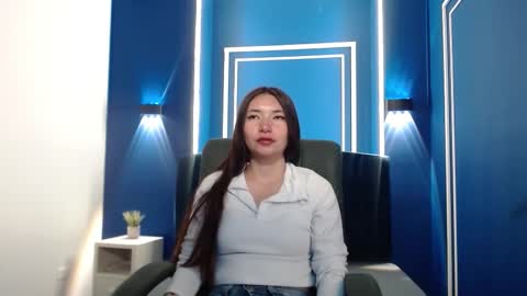 Victoria  online show from 09/10/25, 04:23