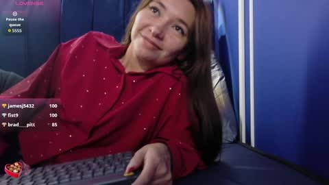 Snapshot of victoria017 chatting on 01/07/26, 03:36 Victoria online show from 01/07/26, 03:36