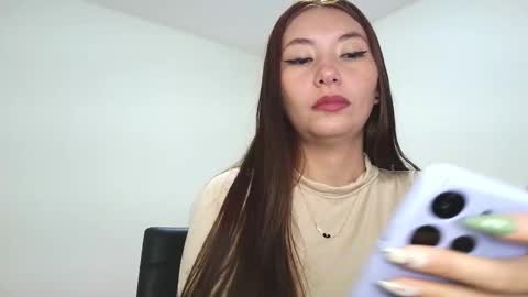 Snapshot of victoria017 chatting on 03/28/26, 02:22 Victoria online show from 03/28/26, 02:22