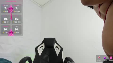 Victoria online show from 12/24/24, 02:33