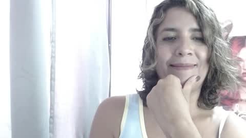 Snapshot of victoria25_meester chatting on 03/06/26, 04:25 Hi guys Im victoria Be the one who can control me in PVT online show from 03/06/26, 04:25