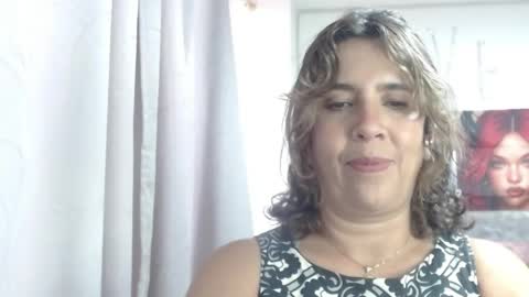 Snapshot of victoria25_meester chatting on 03/31/26, 08:31 Hi guys Im victoria Be the one who can control me in PVT online show from 03/31/26, 08:31