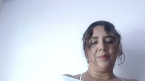 Snapshot of victoria25_meester chatting on 04/25/26, 03:31 Hi guys Im victoria Be the one who can control me in PVT online show from 04/25/26, 03:31