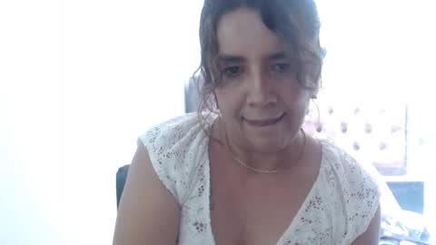 Snapshot of victoria25_meester chatting on 05/09/26, 03:50 Hi guys Im victoria Be the one who can control me in PVT online show from 05/09/26, 03:50