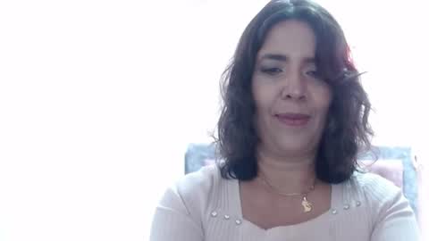 Snapshot of victoria25_meester chatting on 06/16/26, 02:41 Hi guys Im victoria Be the one who can control me in PVT online show from 06/16/26, 02:41