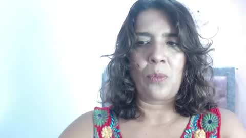 Snapshot of victoria25_meester chatting on 07/20/26, 06:21 Hi guys Im victoria Be the one who can control me in PVT online show from 07/20/26, 06:21