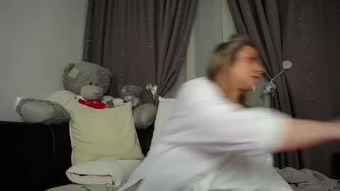 Snapshot of victoria50 chatting on 02/09/25, 07:09 victoria50 online show from 02/09/25, 07:09