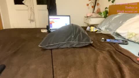 Snapshot of victoria97 chatting on 12/04/24, 04:05 Victoria97 online show from 12/04/24, 04:05