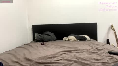 Snapshot of victoria97 chatting on 12/13/24, 02:05 Victoria97 online show from 12/13/24, 02:05