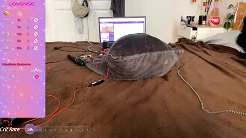 Snapshot of victoria97 chatting on 03/07/25, 02:45 Victoria97 online show from 03/07/25, 02:45