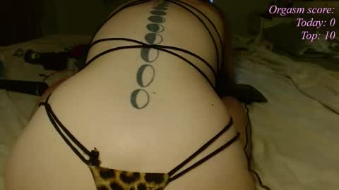 Snapshot of victoria97 chatting on 10/16/25, 05:47 Victoria97 online show from 10/16/25, 05:47