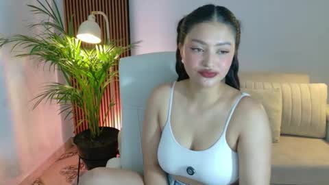 victoria online show from 05/11/26, 04:04