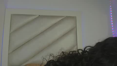 Snapshot of victoria__js_ chatting on 04/21/26, 04:19 Victoria online show from 04/21/26, 04:19