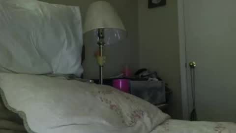 Victoria and Drew online show from 10/17/25, 02:41