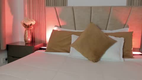 VIC online show from 09/16/25, 12:06