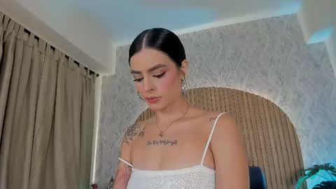 Snapshot of victoria_blakee chatting on 07/29/26, 03:48 Victoria online show from 07/29/26, 03:48