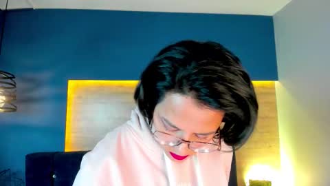 Snapshot of victoria_byte chatting on 09/23/25, 09:29 Victoria online show from 09/23/25, 09:29