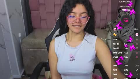 victoria_castillo_b online show from 01/11/26, 03:17