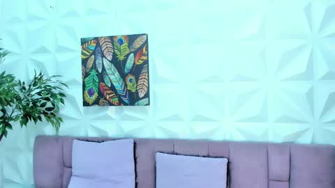 Victoria online show from 02/14/25, 02:54