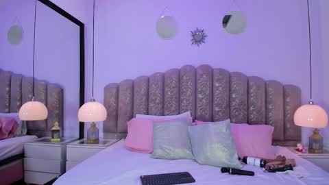 valentina online show from 02/02/26, 12:15