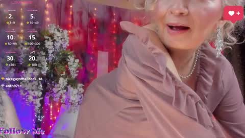 Snapshot of victoria_dior chatting on 06/14/26, 04:20 diorvictoria9 online show from 06/14/26, 04:20
