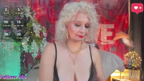 Snapshot of victoria_dior chatting on 07/15/26, 05:40 diorvictoria9 online show from 07/15/26, 05:40