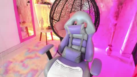 victoria_floyd1 online show from 02/27/25, 09:43