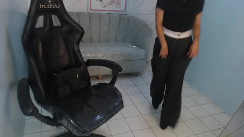 Snapshot of victoria_hernandez_t chatting on 05/07/26, 02:00 Victoria online show from 05/07/26, 02:00