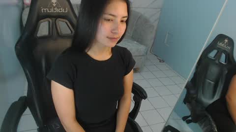 Snapshot of victoria_hernandez_t chatting on 06/06/26, 01:27 Victoria online show from 06/06/26, 01:27
