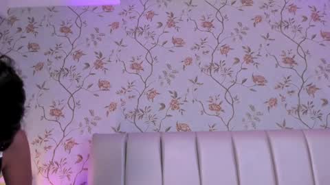  Victoria Lozano  online show from 03/07/25, 12:45