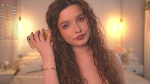       online show from 10/10/25, 02:49