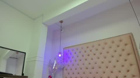 Snapshot of victoria_kitt chatting on 06/08/26, 07:25 victoria_kitt online show from 06/08/26, 07:25