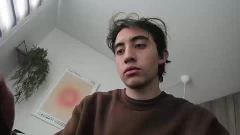 Victoria  online show from 09/15/25, 04:40