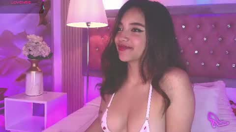 Snapshot of victoria_leiya chatting on 07/08/26, 12:42 VICTORIA online show from 07/08/26, 12:42
