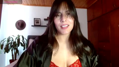 VICTORIA MARTELO online show from 05/13/26, 06:16