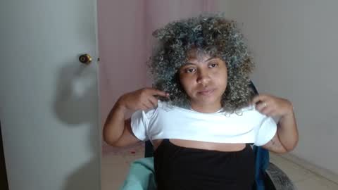 VICKY online show from 01/16/25, 09:40