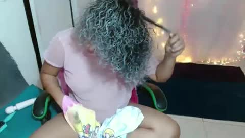 VICKY online show from 09/16/25, 10:22