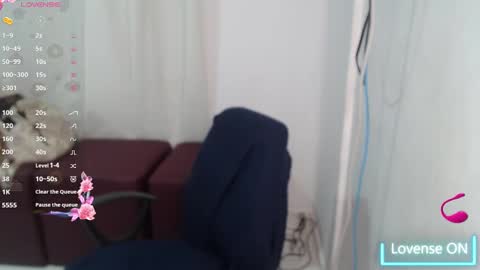 Snapshot of victoria_milf06 chatting on 01/24/25, 10:41 victoria online show from 01/24/25, 10:41