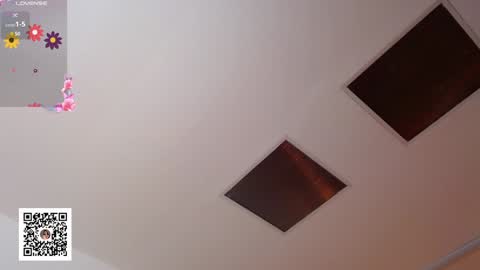 Snapshot of victoria_monteroo chatting on 12/30/24, 11:17 Call me Vic online show from 12/30/24, 11:17