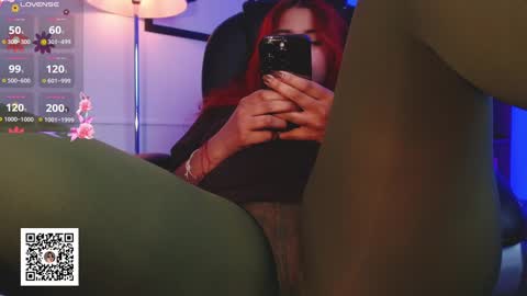 Snapshot of victoria_monteroo chatting on 01/25/25, 01:10 Call me Vic online show from 01/25/25, 01:10