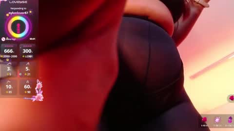 Snapshot of victoria_monteroo chatting on 02/22/25, 08:53 Call me Vic online show from 02/22/25, 08:53