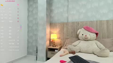 Snapshot of victoria_pachon chatting on 05/02/26, 06:57 victoria_pachon online show from 05/02/26, 06:57