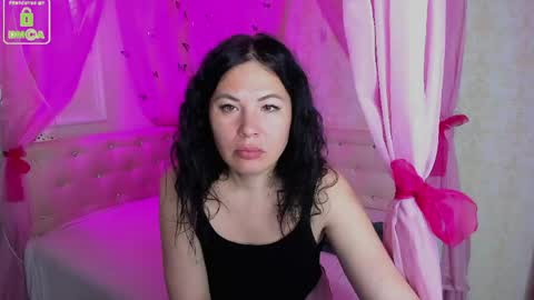 Snapshot of victoria_panther chatting on 04/27/26, 01:58 Victoria online show from 04/27/26, 01:58