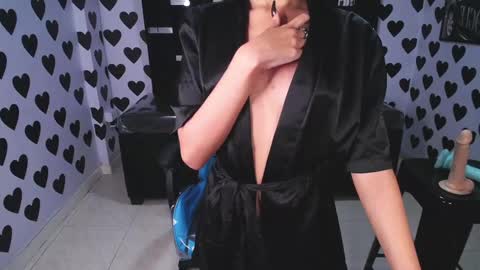 Victoria  online show from 02/22/25, 09:15