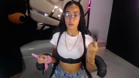 Victoria  online show from 02/27/25, 04:43