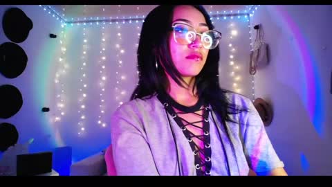 Victoria  online show from 03/09/25, 04:05