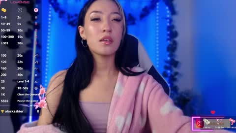 Snapshot of victoria_ricci_a chatting on 04/17/26, 05:10 Victoria online show from 04/17/26, 05:10