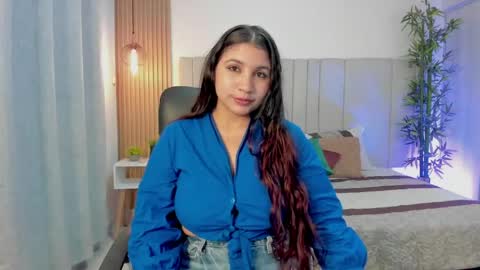 Snapshot of victoria_rossee chatting on 05/09/26, 12:54 VICTORIA online show from 05/09/26, 12:54