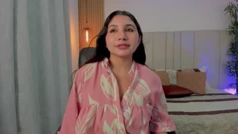 Snapshot of victoria_rossee chatting on 05/15/26, 12:45 VICTORIA online show from 05/15/26, 12:45
