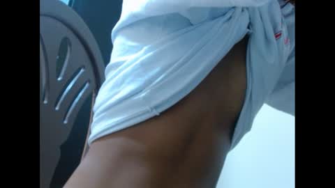 victoria online show from 03/11/25, 05:35